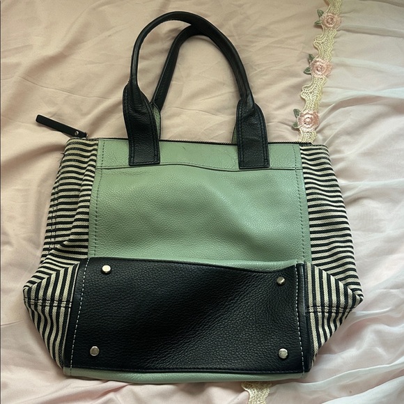 Kate spade purse - Picture 2 of 5